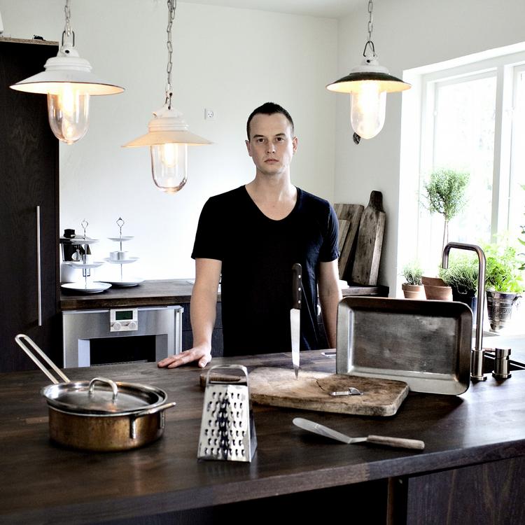 TRUSLER. Torben Klitbo står i dag frem og fortæller om det trusselsbrev, som Scarpetta på Nørrebro modtog i starten af sommeren. 