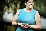 Livsstilsændring. Carina Andersen er meget opmærksom på, hvad hun og hendes mand Kim spiser. Oven på to hjerteoperationer og en række samtaler med en diætist i Hjerteforeningen har hun ikke blot droppet cigaretterne, men også lært at spare på sukker, fedt og salt. 