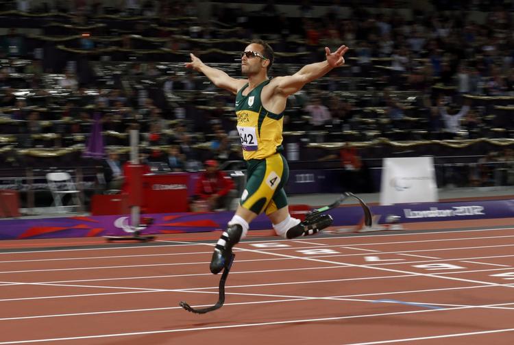 REKORD. Med 46,68 sek. satte Oscar Pistorius paralympisk rekord, da han vandt 400 meter-finalen. 