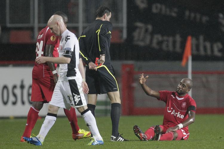 Fri. Dwight Tiendalli (t.h.) er angiveligt tæt på at lave en aftale med Michael Laudrup. 