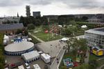 Rullegræs. Under Aarhus Festuge har gående sendt bilerne væk fra Frederiks Allé - nu er der politisk flertal for en permanent bypark. 