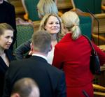 Vælgerflugt. Vælgerne siver ikke til blå blok, fordi de ønsker en mere blå politik. De smækker med døren, fordi de føler sig snydt, skriver politisk rådgiver for Enhedslisten. 