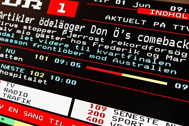 simpel grafik. Tekst-tv har fået farver og mere indhold, siden det blev lanceret i Danmark for næsten 30 år siden. Men teknikken er stadig den samme. 