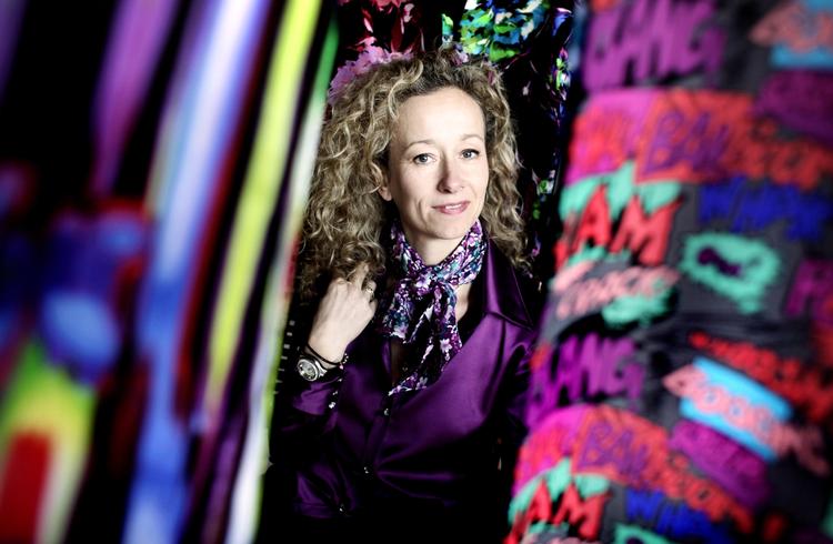 KOPISAG. Tørklædedesigneren Charlotte Sparre har fået sit varemærke kopieret - og hun er ikke den første danske designer, der får sit brand i klemme i kinesisk lovgivning. 