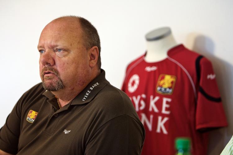 DYRT. Økonomien kan sætte en stopper for FC Nordsjællands planer om at spille på kunstgræs. 