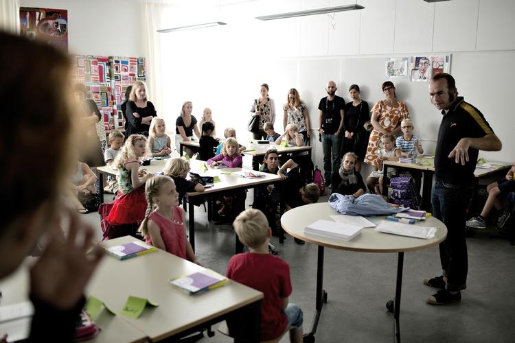 skoledebut. Antallet af minimumstimer i 1. og 2. klasse ligger 73 timer lavere end et gennemsnit i OECD. 