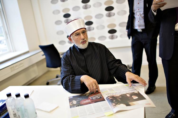 Leder. Muhammad Tahir ul-Qadri i København i dag. 