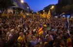 SELVSTÆNDIGHED. 1,5 millioner catalanere er på gaden i Barcelona for at demonstrere for et selvstændigt Catalonien - ifølge politiken.dk's korrespondent forløber demonstrationerne overraskende fredeligt. 