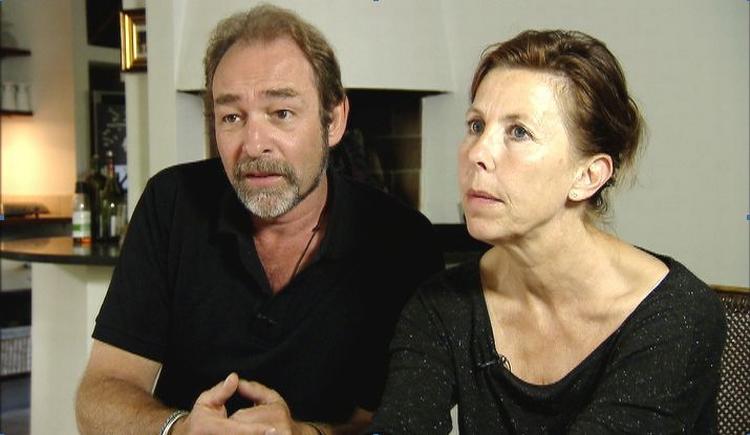Besparelser. Karin Jagd og Martin Miehe-Renard har »edderhylende« sparet tonsvis af penge på at skifte Danske Bank ud, lyder deres egne ord. Foto: DR 