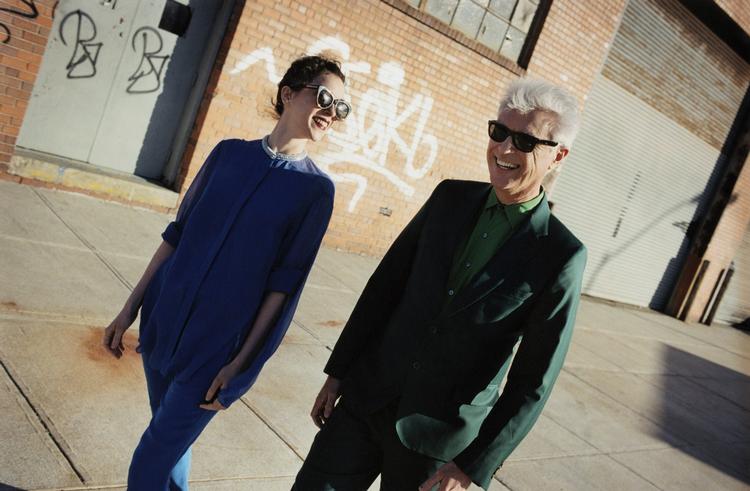 Ansigt-til-ansigt. St. Vincent og David Byrne er fysisk sammen, når de indspiller musik. Men i skrivefasen »arbejdede vi aldrig i det samme rum«, fortæller David Byrne. 