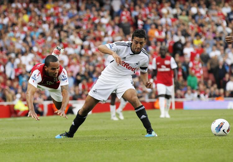 Skadet. Neil Taylor kommer ikke på banen mere i denne sæson. Han har brækket anklen tre steder. 