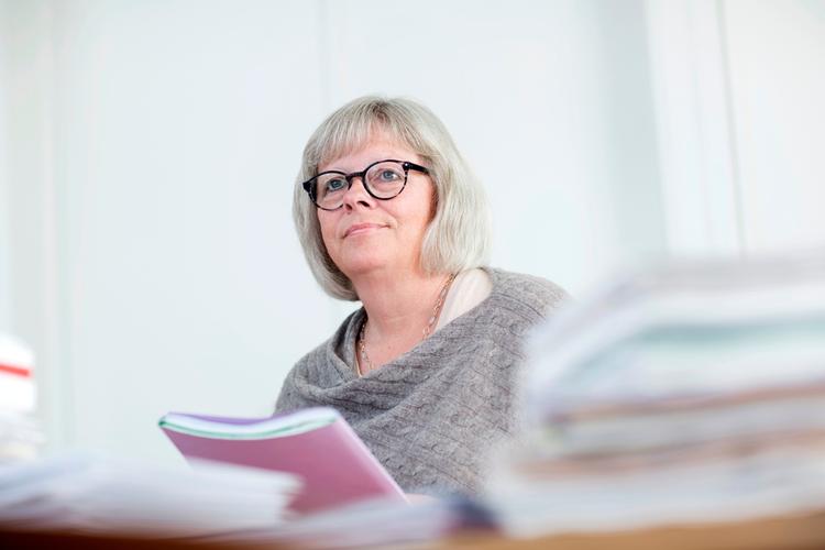 SKULDERKLAP. Statsadvokat Lise-Lotte Nilas kom i sidste måned i modvind i forbindelse med sagen om identifikation af betjente fra en fejlagtig anholdelse ved COP15-klimatopmødet. Nu bliver hun forfremmet. 