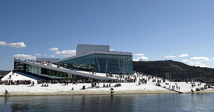 POPULÆR. Operaen er en af den norske hovedstads største attraktioner. 