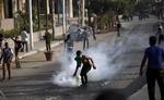 Vrede. Protester angiveligt rettet mod den kontroversielle film "The Innocence of Muslims" skabte sammenstød mellem vrede egyptere og sikkerhedsstyrker i Kairo i går. 