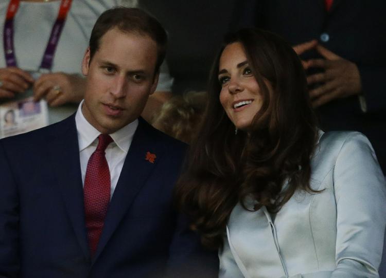 Nyfigenhed. Her er det royale par fanget under de Olympiske Lege - med tøj på. 