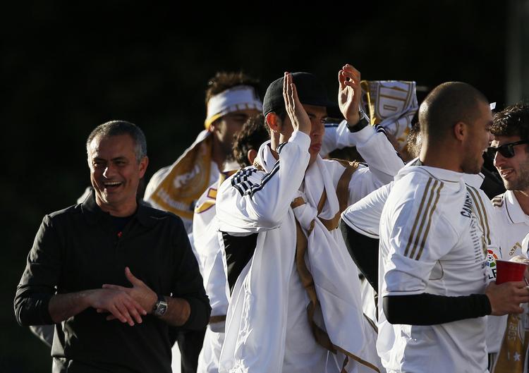 Verdensklasse. José Mourinho (t.v.) har vundet mesterskaber i fire forskellige lande: Portugal, England, Italien og Spanien. 