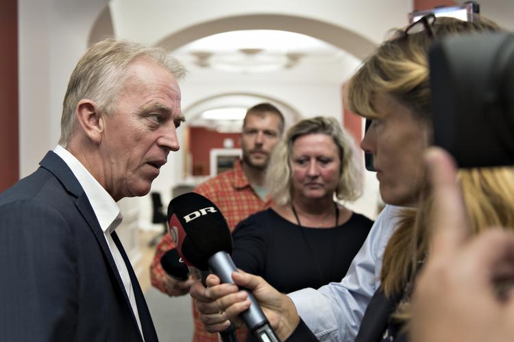 efterrationalisering. »I en verden under hastig forandring skal vi hele tiden spørge os selv, om vi er til stede de rigtige steder«, siger udenrigsminister Villy Søvndal (SF) 