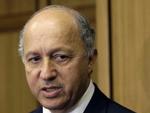 KARIKATURKRIG. Frankrigs udenrigsminister, Laurent Fabius, skærper nu sikkerheden på Frankrigs diplomatkontorer i samtlige muslimske lande af frygt for hævnangreb efter nye profetkarikaturer, som et fransk magasin har sendt på gaden i dag. 
