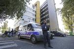 POLITIOPBUD. Sikkerheden ved magasinet Charlie Hebdos redaktionskontor i Paris er skærpet, efter bladet har udgivet nye satiriske tegninger af islam-profeten i dag. 