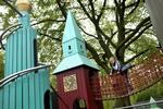 Officielt. Fælledparkens nye legeplads er for længst taget i brug. Lørdag festes der for, at hele den omfattende renovering af parken er afsluttet. 
