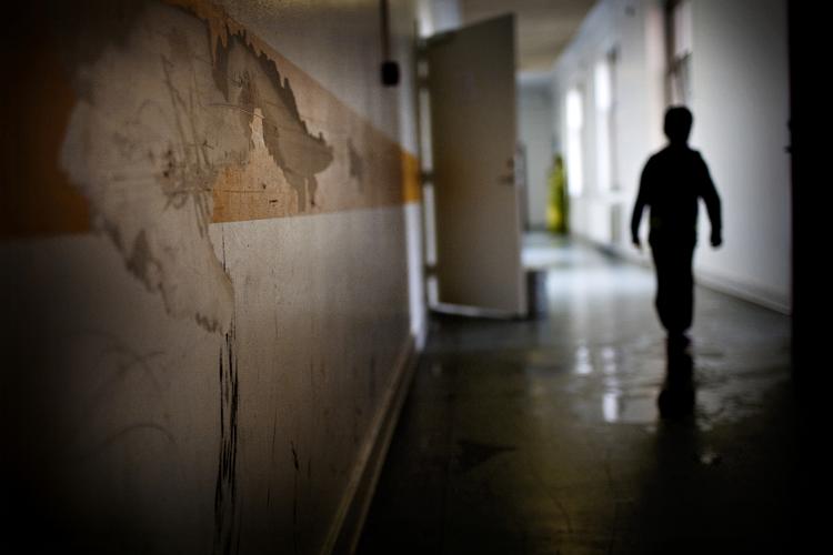 Asylpakke. Amnesty International Danmark glæder sig over nye regler for børnefamilier i regeringens asylpakke, men havde håbet på mere. (Arkivfoto) 