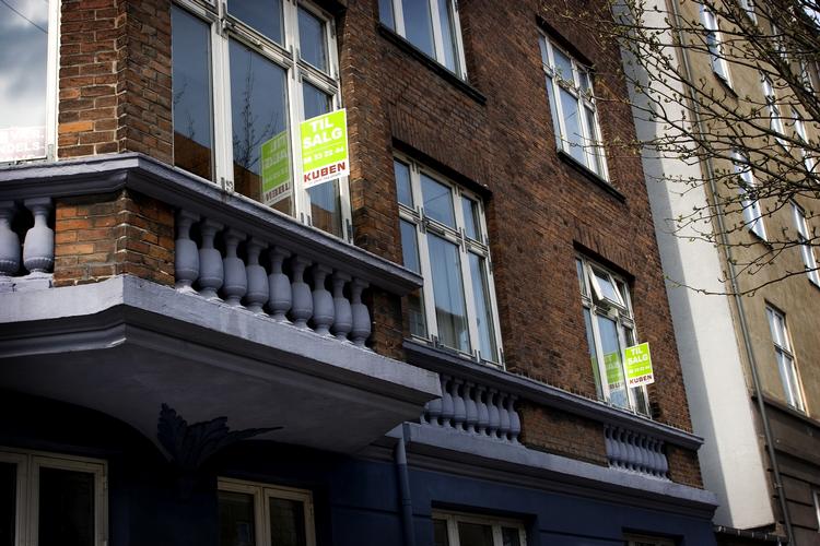 sikkerhed. Renten på et fastforrentet 30 års lån skraber bunden. 