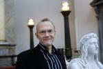 Domprovst. Anders Gadegaard i Vor Frue Kirke i København, hovedstadens domkirke, hvor han har haft sin daglige gang siden 1998. For tre år siden forsøgte han - forgæves - at blive Københavns nye biskop. 