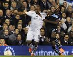 abelyde. Tottenham Hotspurs Jermain Defoe (tv) var et af målene for racistiske Lazio-tilhængeres tilråb under kampen torsdag. 