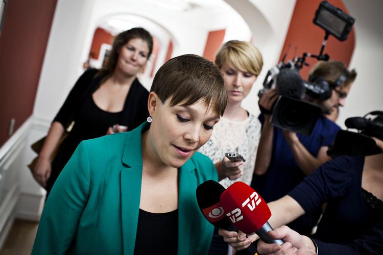 SELVERKENDELSE. Som regeringsparti har SF's beslutningmotor kørt henover demokratiet, mener Astrid Krag. 