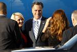 Skattebetaler. Mitt Romney har betalt skat hvert år siden 1990, skriver hans revisorer i et brev, som fremlægges ved midnatstid. Her er den republikanske præsidentkandidat på kampagne i Seattle onsdag. 