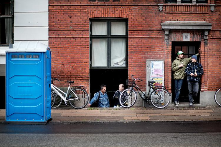 GADE-FEST. Fredag blev der afholdt gade-fest på Nørrebro, netop for at støtte op omkring problemet med beskyttelsespenge. 