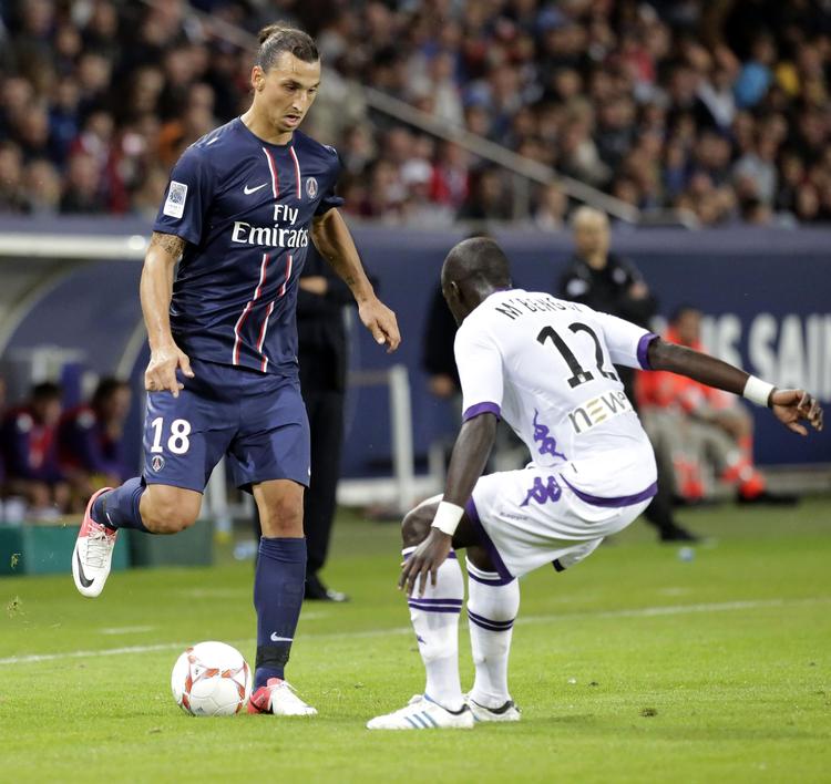 Topscorer. Zlatan har fem af PSG's skes mål i ligaen i denne sæson. 