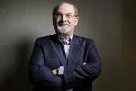 Styrke. Salman Rushdie fik kraft til at lave under jorden ved at læse. En enkelt sætning fra en roman af den polske forfatter Josepg Conrad blev et dagligt motto, en livsfilosofisk ledetråd, for ham. 