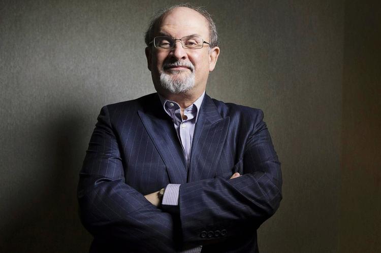 Styrke. Salman Rushdie fik kraft til at lave under jorden ved at læse. En enkelt sætning fra en roman af den polske forfatter Josepg Conrad blev et dagligt motto, en livsfilosofisk ledetråd, for ham. 