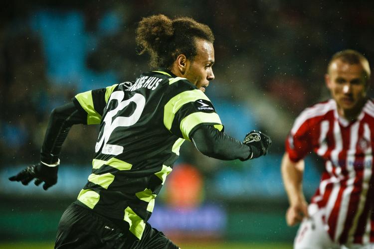 Esbjergdreng. Martin Braithwaite er født i Esbjerg og har aldrig spillet for andre klubber end EfB. 