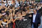 Lys OG SKYGGE. Med stjerner som den hjemvendte heltinde Penélope Cruz og instruktøren Oliver Stone lyser den 60. filmfestival i San Sebastian op i et kriseramt land. Måske slukkes lyset snart.