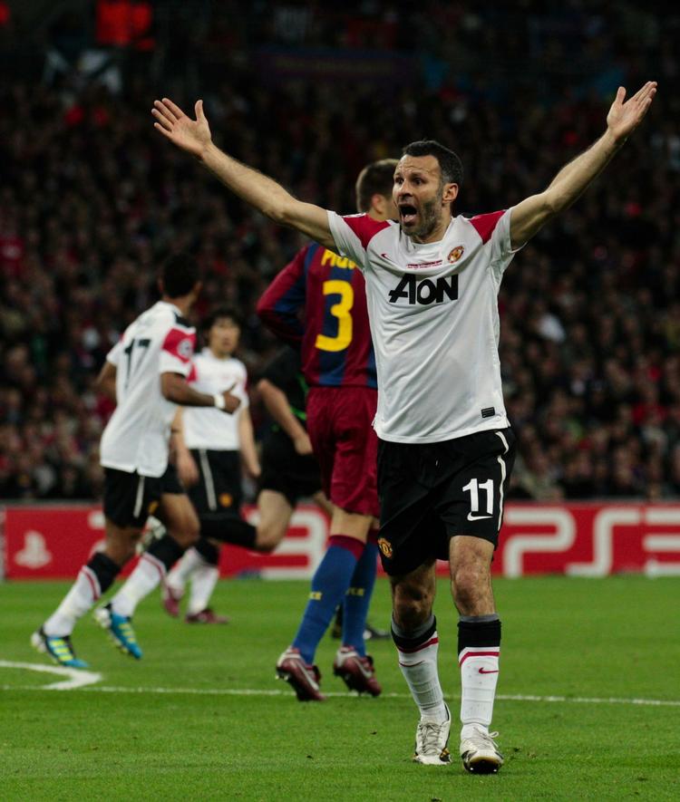 Ramt. Veteranen på snart 39 år, Ryan Giggs, har haft længerevarende skader i de tre seneste sæsoner. 