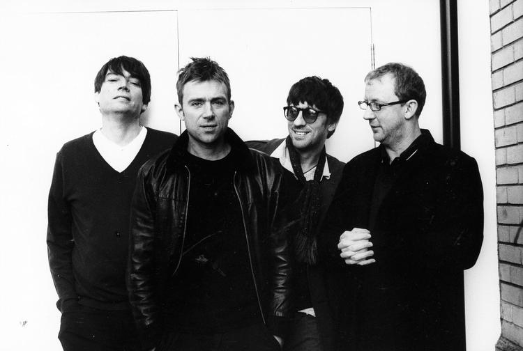 Blur. Det britiske band er meget utilfredse med udsigten tilat deres pladeselskab skal sælges. 