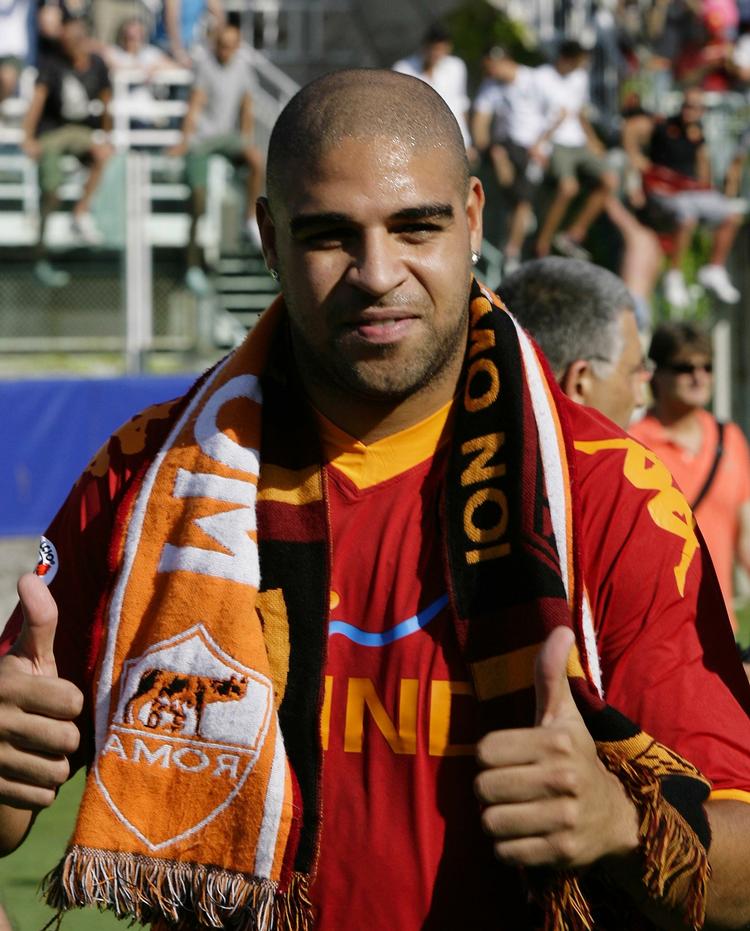 problembarn. Adriano forsøgte sig med et comeback til europæisk topfodbold i Roma, men blev fyret af klubben i 2011 efter gentagne problemer med opførsel, træningsmængde og alkohol. 