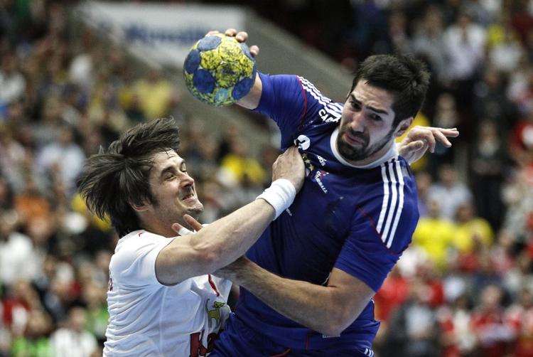 Giganten. Bo Spellerberg gjorde, hvad kan kunne. Men stoppe superstjernen Nikola Karabatic kunne han ikke. 