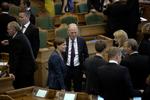 PARTIFÆLLER. Astrid Krag og Villy Søvndal var i dag begge at finde i folketingssalen til Folketingets åbning. 
