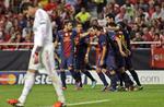 sejr. Barcelona-spillere fejrer det andet mål mod Benfica. 