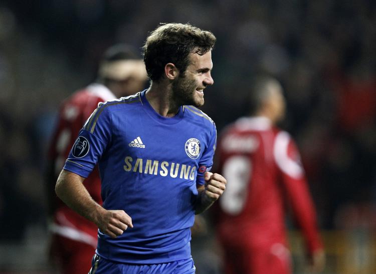 Rosende. Juan Mata kan nikke genkendende til FCN-spillestilen, som er inspireret af FC Barcelona og det spanske landshold. Effektiviteten hos danskerne kan dog  langt fra måle sig med originalernes. 