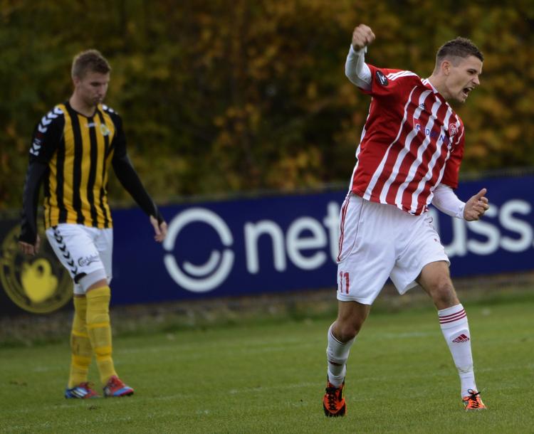 MATCHVINDER. Med to mål gjorde Nicklas Helenius en forskel, da AaB slog Brønshøj. 