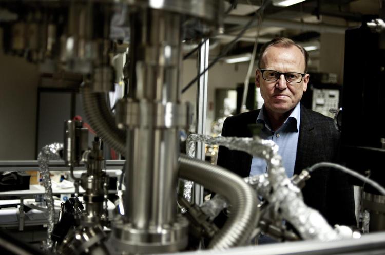 Indflydelse. Som formand for Carlsberg Fondet sidder Flemming Besenbacher på en af de mest betydningsfulde poster i dansk erhvervsliv. Samtidig er han en anerkendt forsker med tætte forbindelser til bl.a. Kina. 