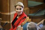 angrebsmål. Helle Thorning-Schmidt er kommet under angreb fra start ved Folketingets åbningsdebat. 