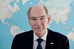 Advarsel. FLSmidth skal nok klare sig, siger Jørn Huno Rasmussen. Han er mere bekymret for Danmark. 