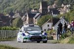 strømnedbrud. Den norske rallykører Petter Solberg på anden etape af rallyløbet i Frankrig i går. 