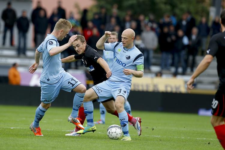 OMVENDT. Kampen i Randers blev et fint billede på, hvordan styrkeforholdet mellem Randers FC og FC Midtjylland er blevet vendt på hovedet. 