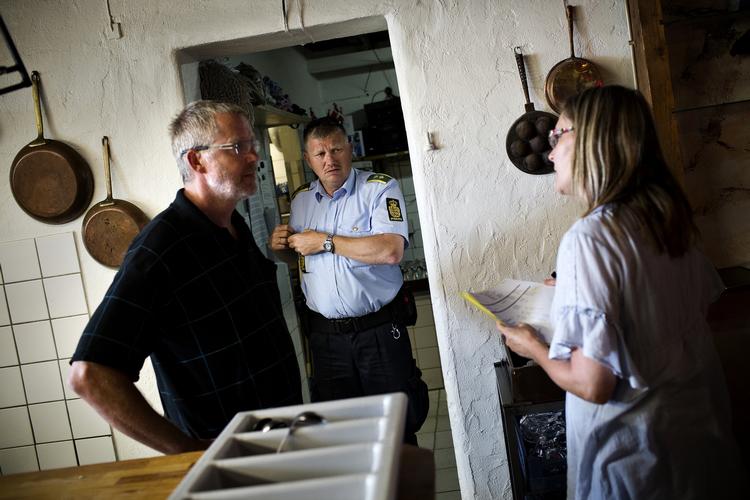 razzia. I sommers foretog Skat en razzia mod sort arbejde i Marielyst på Nykøping Falster. (arkivfoto) 